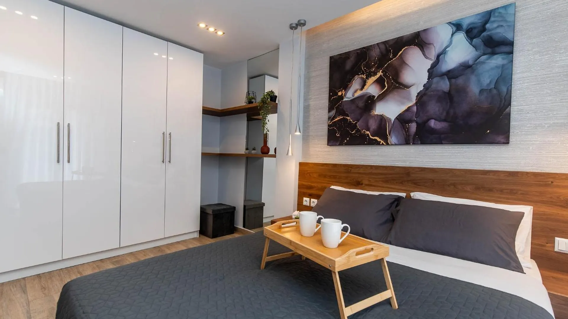 Urban Jungle Apartment Thessaloniki Greece