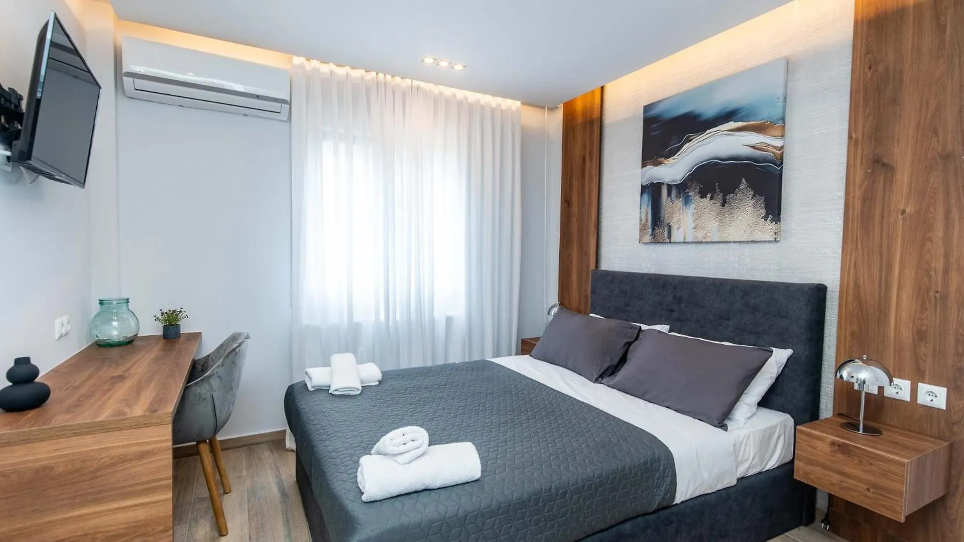 Urban Jungle Apartment Thessaloniki Greece